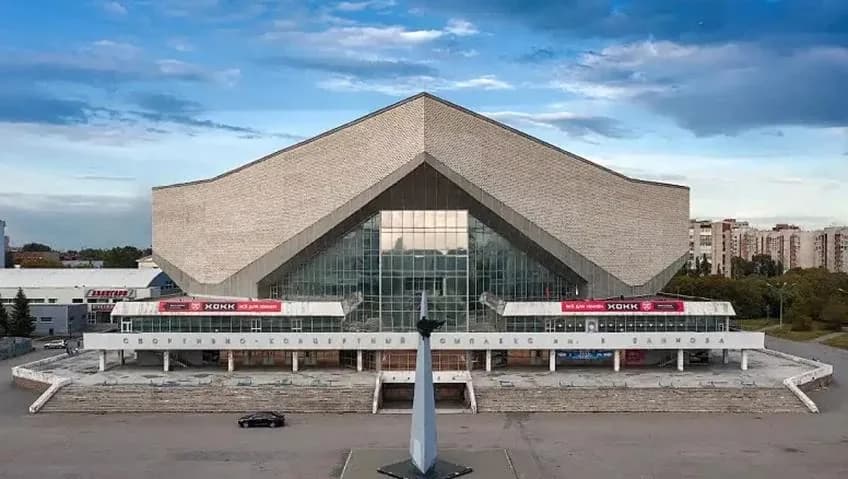 Общий вид спортивного комплекса имени В. Блинова Общий вид спортивного комплекса имени В. Блинова